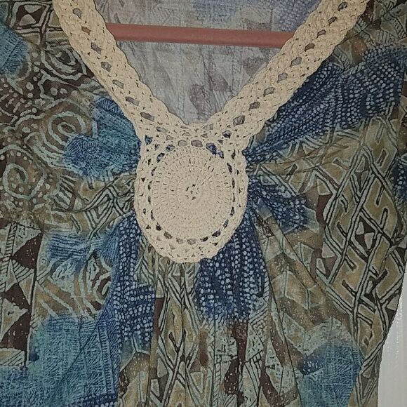 Cha Cha Vente embellished top Sz S EUC. - Picture 2 of 4